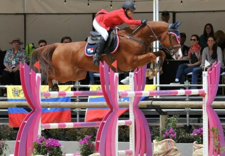 Clotilde Lewis durante su actuación en los Juegos Centroamericanos y del Caribe en Barranquilla. /Foto Cortesía