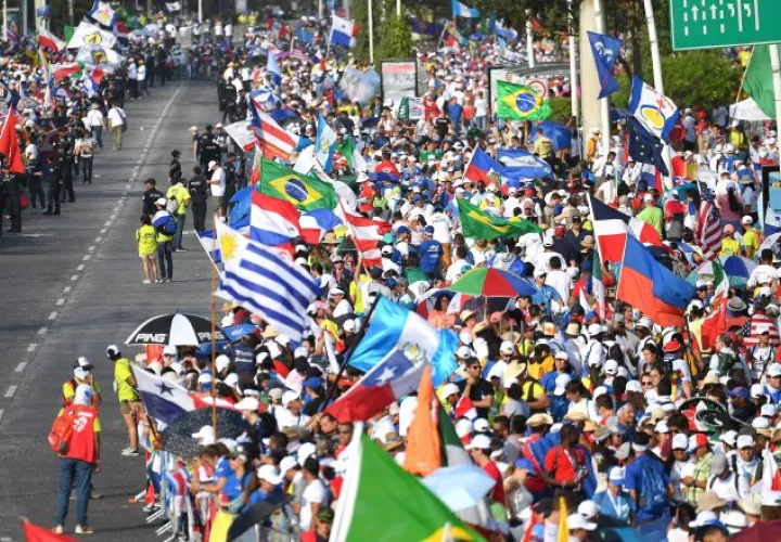 Miles de jóvenes han venido a Panamá para la JMJ.  EFE