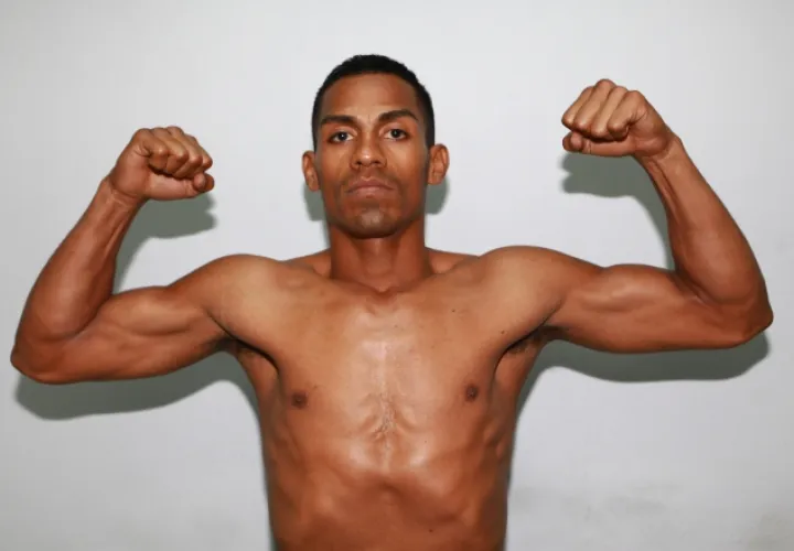 Ricardo 'El Científico' Núñez enfrentará al colombiano Pacheco. Anayansi Gamez