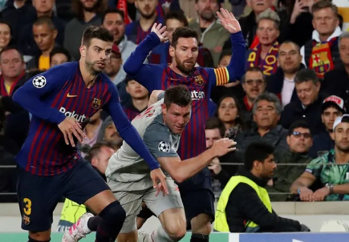 El Liverpool recibirá al Barcelona, que tiene un pie en la final de Madrid, con alguna bajas. EFE