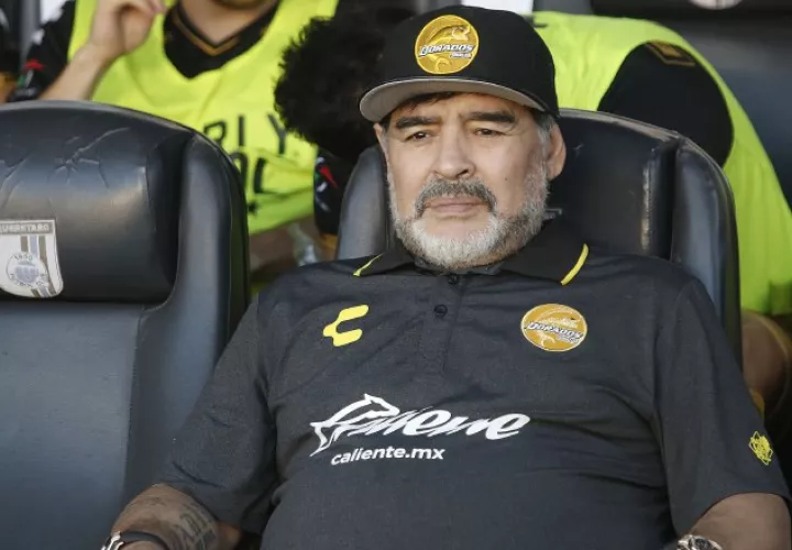 Maradona tiene problemas personales.