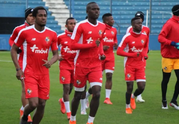 Panamá enfrenta a Uruguay, mañana en el Estadio Centenario. @Fepafut