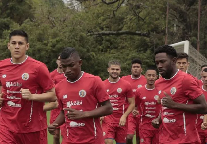 Ticos entrenando @fedefutbolcrc