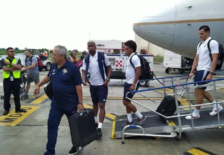 El equipo a su llegada.