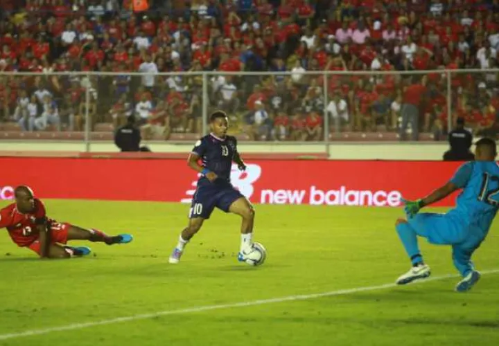 Bermudas fue eficiente de cara al marco de Panamá. Foto Anayansi Gamez