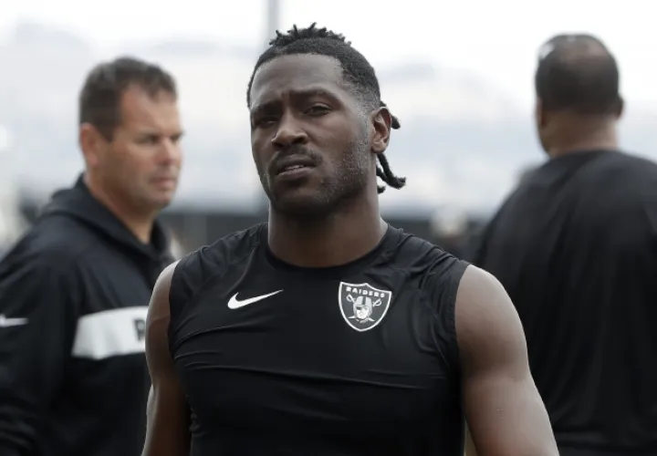  Antonio Brown,