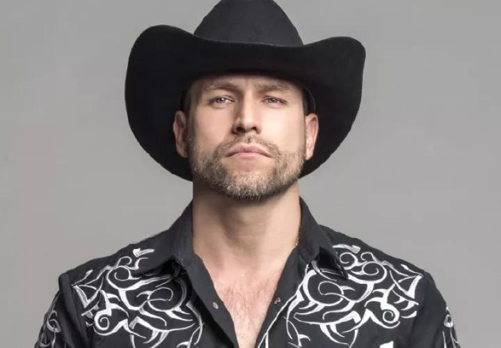 Rafael Amaya encarna a Aurelio Casillas en "El Señor de los Cielos".