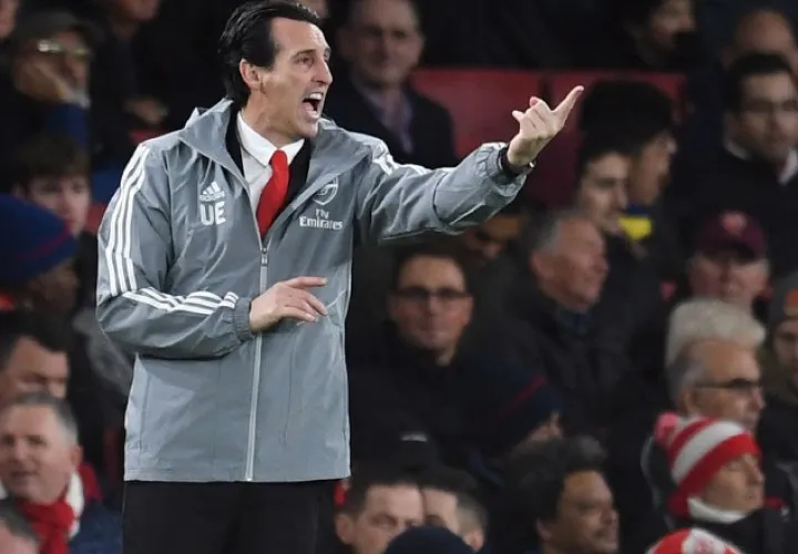 Con Emery, el Arsenal pasó días muy oscuros. EFE