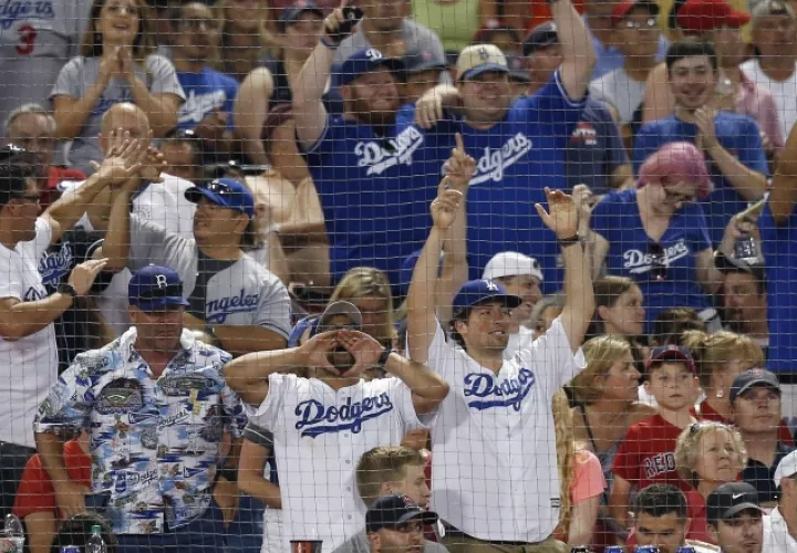 Aficionados de los Dodgers AP