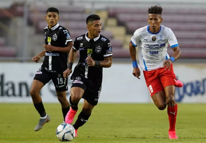 El Torneo Apertura 2020 de la LPF se paralizó por el coronavirus. Foto: Anayansi Gamez
