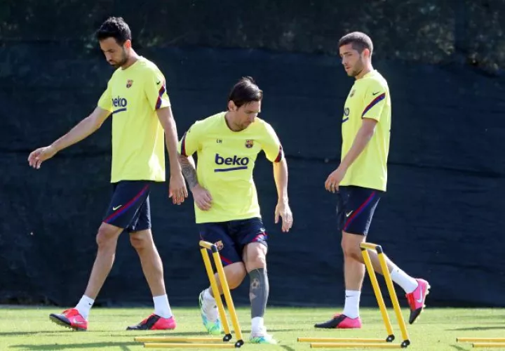 Messi tiene la duda sobre cómo será el mundo ahora. EFE