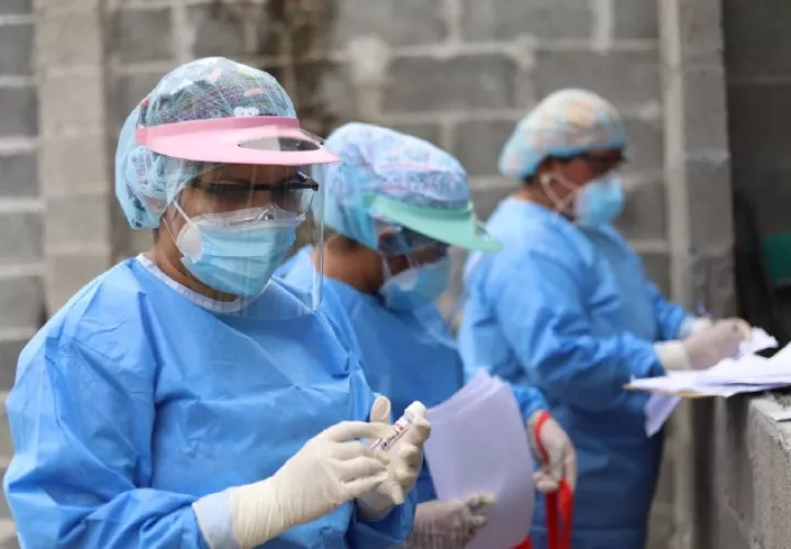 Ahora las autoridades del Ministerio de Salud rastrean el virus casa por casa. 