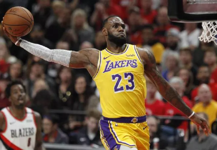 LeBron James de los Lakers Foto:EFE