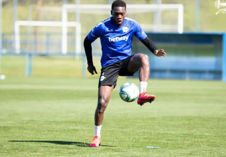 José Luis "Pumita" Rodríguez del Alavés. Foto:EFE