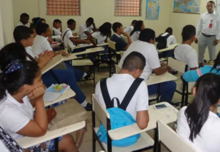 Se evalúa que el próximo año los estudiantes retornen a las aulas.
