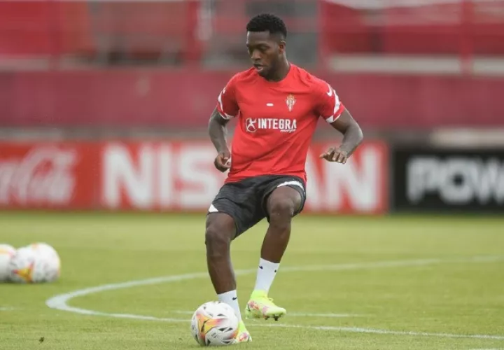 Sporting de Gijón donde juega José Luis Rodríguez enfrenta mañana al Huesca. Foto:@Real Sporting 