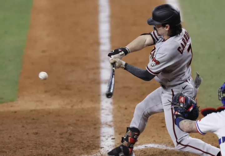 Arizona y Rangers tienen la Serie Mundial empatada. EFE