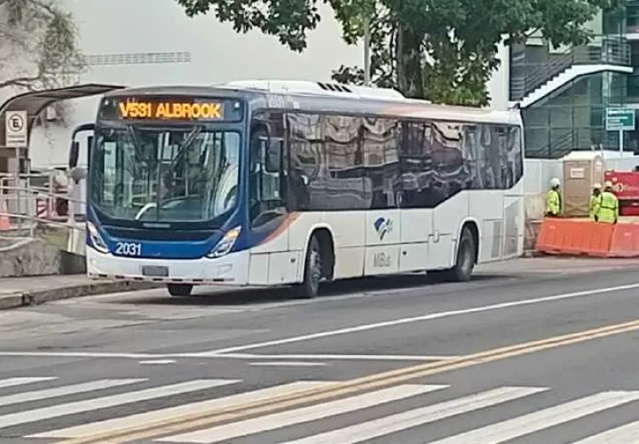 Los metrobuses están operativos desde finales de 2010 y la primera ruta donde se utilizaron fue la de Pedregal-Corredor Sur. El sistema se consolidó a inicios de 2013. Archivo