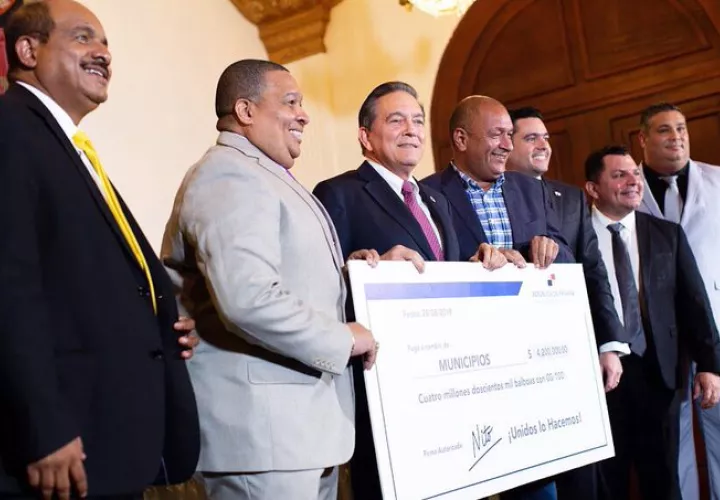 La petición de los alcaldes al presidente Laurentino Cortizo generó una ola de críticas.