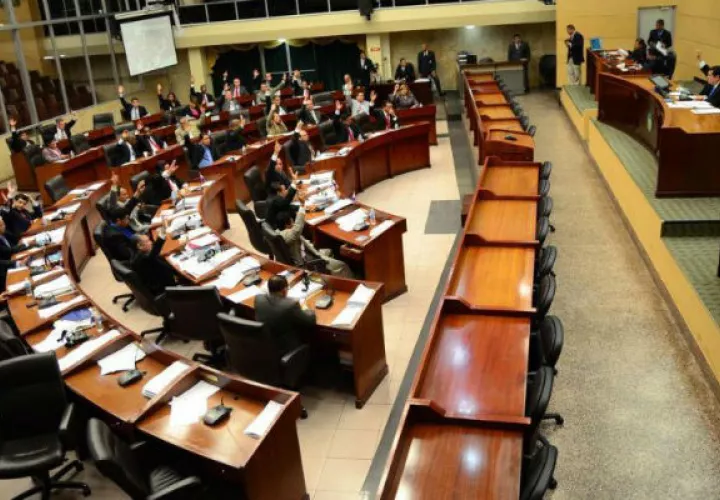 La mayoría de esos exdiputados nombrados en el nuevo gobierno pertenecen al Partido Revolucionario Democrático. Foto: Panamá América.