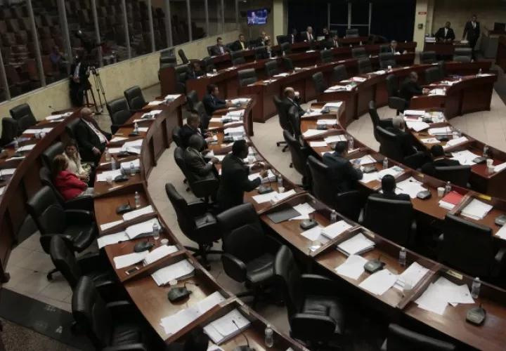 Piden a diputados legislar con prudencia. Archivo 