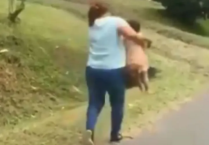 Rescatan a una bebé al borde de una carretera en Boquete; otra niña cayó de un auto en Vacamonte. Foto: Panamá América.
