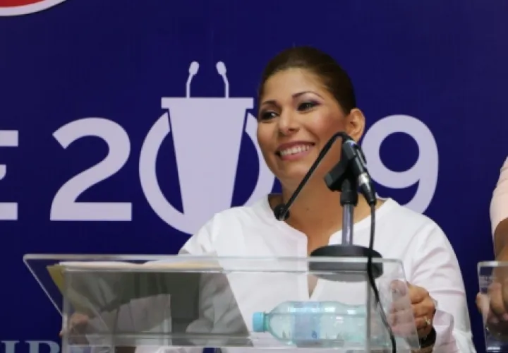 Belkis Saavedra, es candidata a la alcaldía del distrito de Arraiján se disputa el cargo con seis candidatos más. Foto/Cortesía