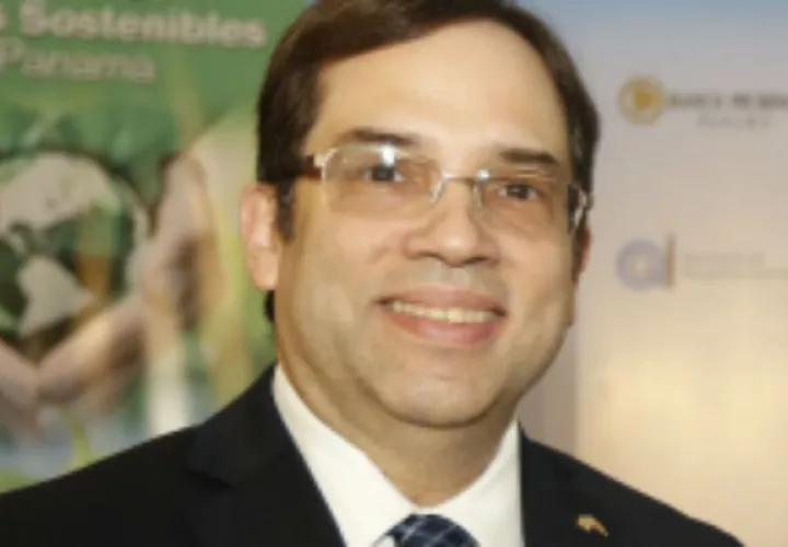Gerente del BNP Rolando De León de Alba está preocupado ante situación de la entidad.