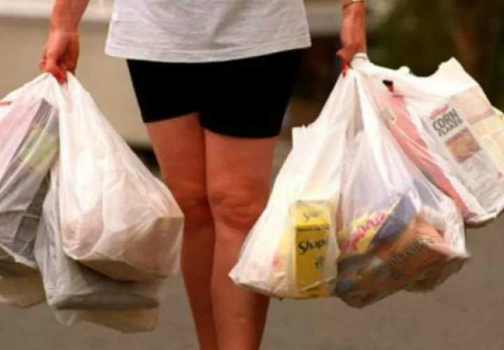 A partir del próximo  20 de julio no se podrá transportar alimentos o mercancía en bolsas plásticas de un solo uso.