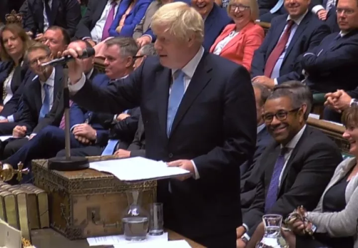 Boris Johnson necesitaba el respaldo de dos tercios de la Cámara de los Comunes para convocar unas elecciones, FOTO/AP