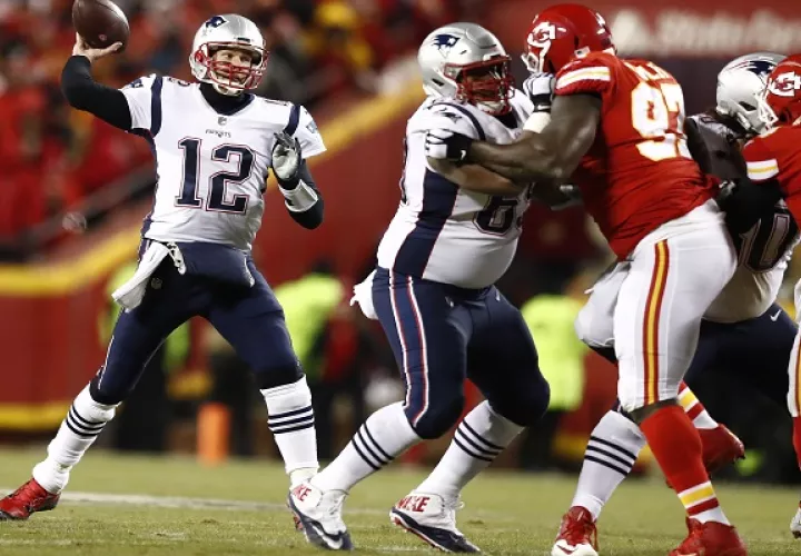 Brady lideró el triunfo de los Patriots.