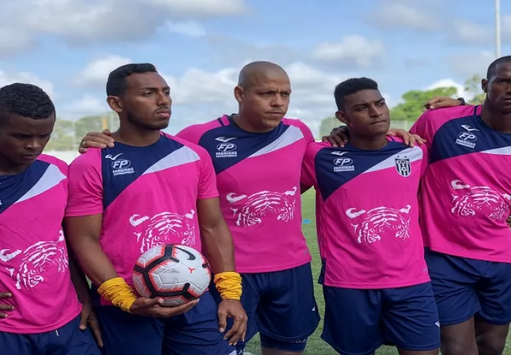 Jugadores del CAI en los entrenamientos: Foto:@CAIPanam