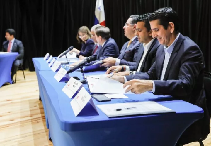 Cierre de campañas de candidatos presidenciales. 