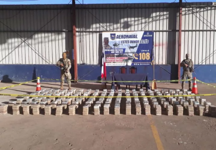 Los sacos iban cargados de droga. @SENANPanama 
