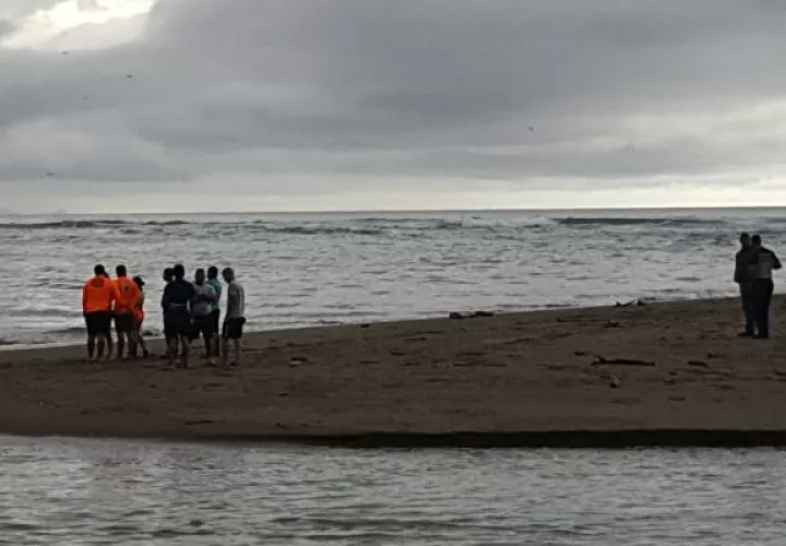 La búsqueda del joven se retomó la mañana de este lunes. @Sinaproc_Panama
