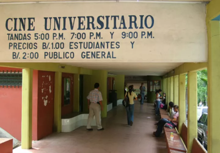 cine_-universitario_0.jpg
