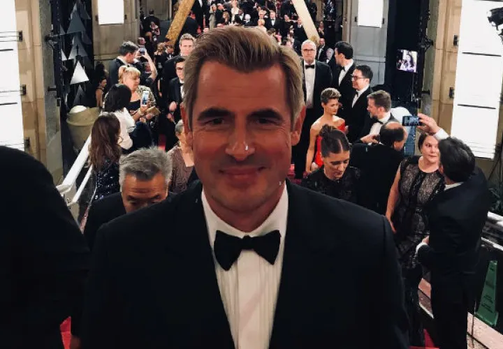Claes Bang estará al frente del reparto.