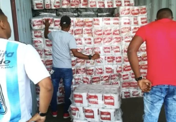 El destino final del cargamento, con más de 8 millones de unidades de cigarrillos, era Bolivia. 