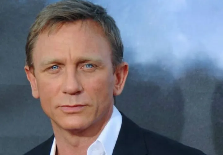 Daniel Craig
