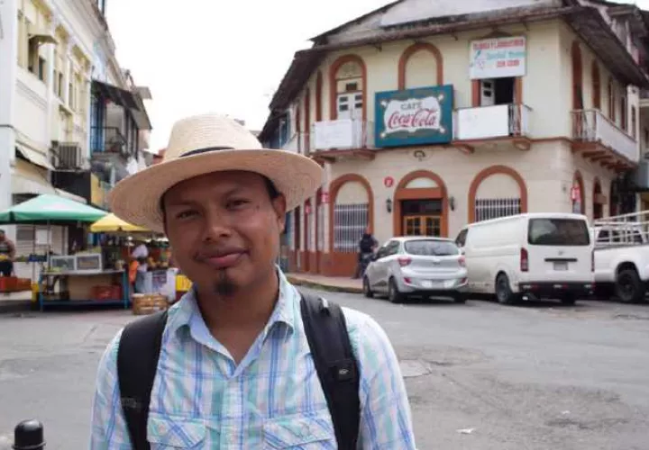 En 2019 estrenará su primer largometraje documental "Bila Burba". 