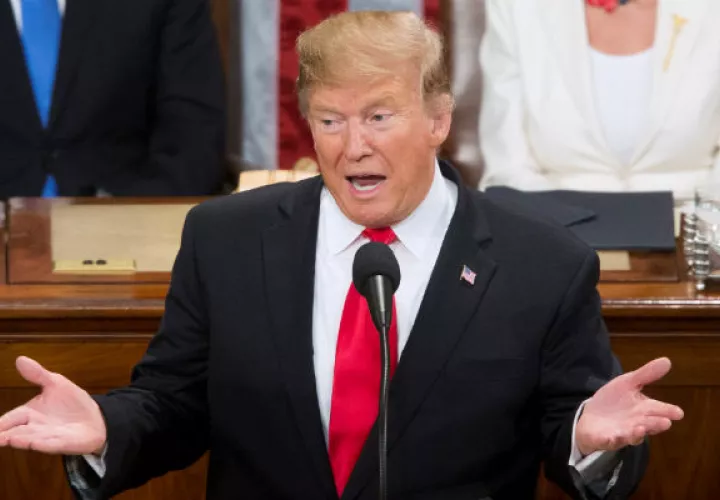 Trump precisó que rubricaría ese decreto en cuanto terminara la rueda de prensa, y aseguró que prevé que la oposición demócrata le "demande" ante los tribunales para bloquear la medida, aunque pronosticó que ganará la batalla judicial.