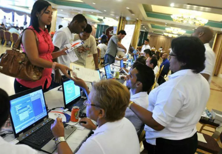71% de la expansión del empleo entre el 2004 y 2009 vino de asalariados del sector privado