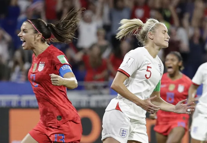 Alex Morgan marcó para Estados Unidos.