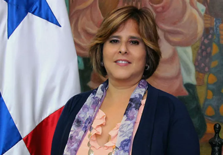 Ministra de Economía y Finanzas, Eyda Varela de Chinchilla. 
