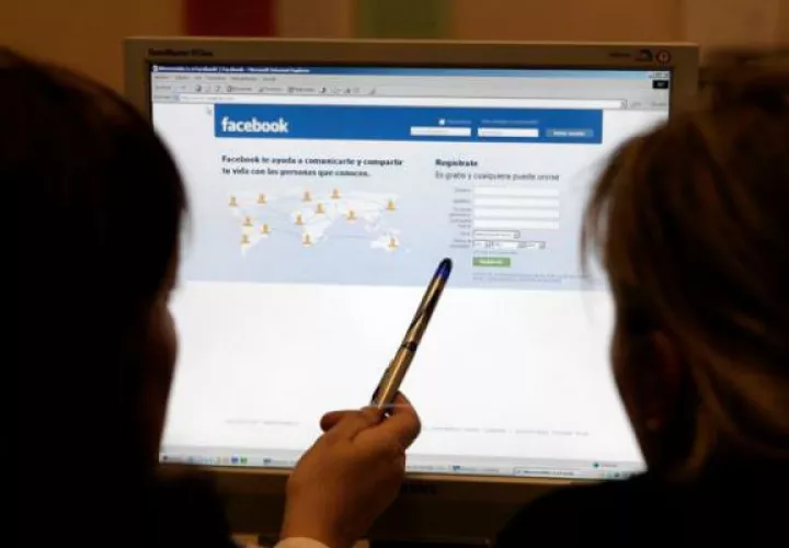 En el caso de Facebook, una de las funciones más afectadas es su servicio de mensajería privada