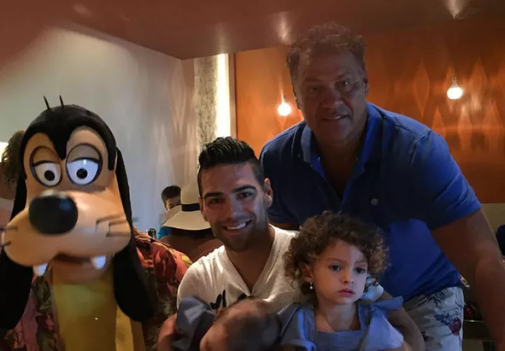 Falcao compartió los recuerdos de su padre. Foto @Falcao
