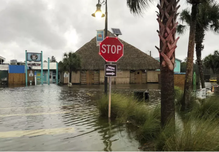 El río St. Marks se desborda en la ciudad de St. Marks, Florida, antes del huracán Michael. AP