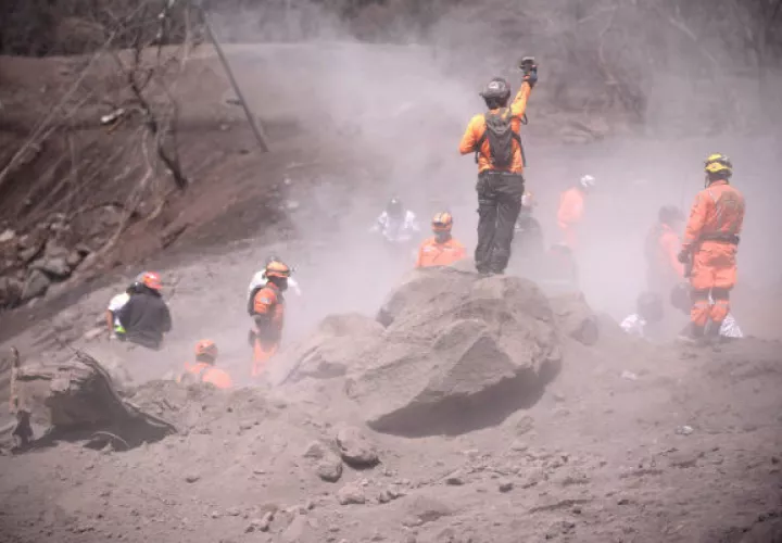 Fuego, Santiaguito y Pacaya son los tres volcanes más activos de los 32 que tiene el país centroamericano. Foto/Archivo