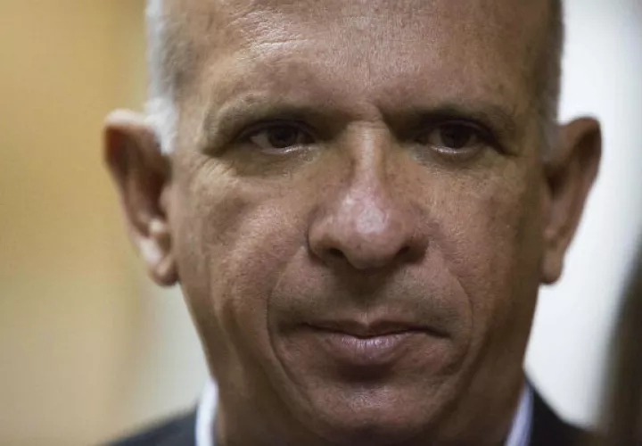  Hugo Carvajal, reconoció este jueves al jefe del Parlamento, Juan Guaidó. Foto: AP.
