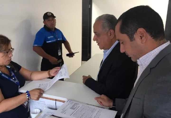 Luis Eduardo Camacho llevará reclamo a instancias locales e internacionales. Foto tomada de Twitter.